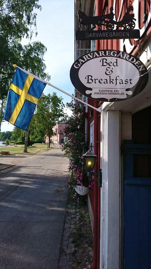 Garvaregården Hotel , B&B och Café Askersund Exterior foto