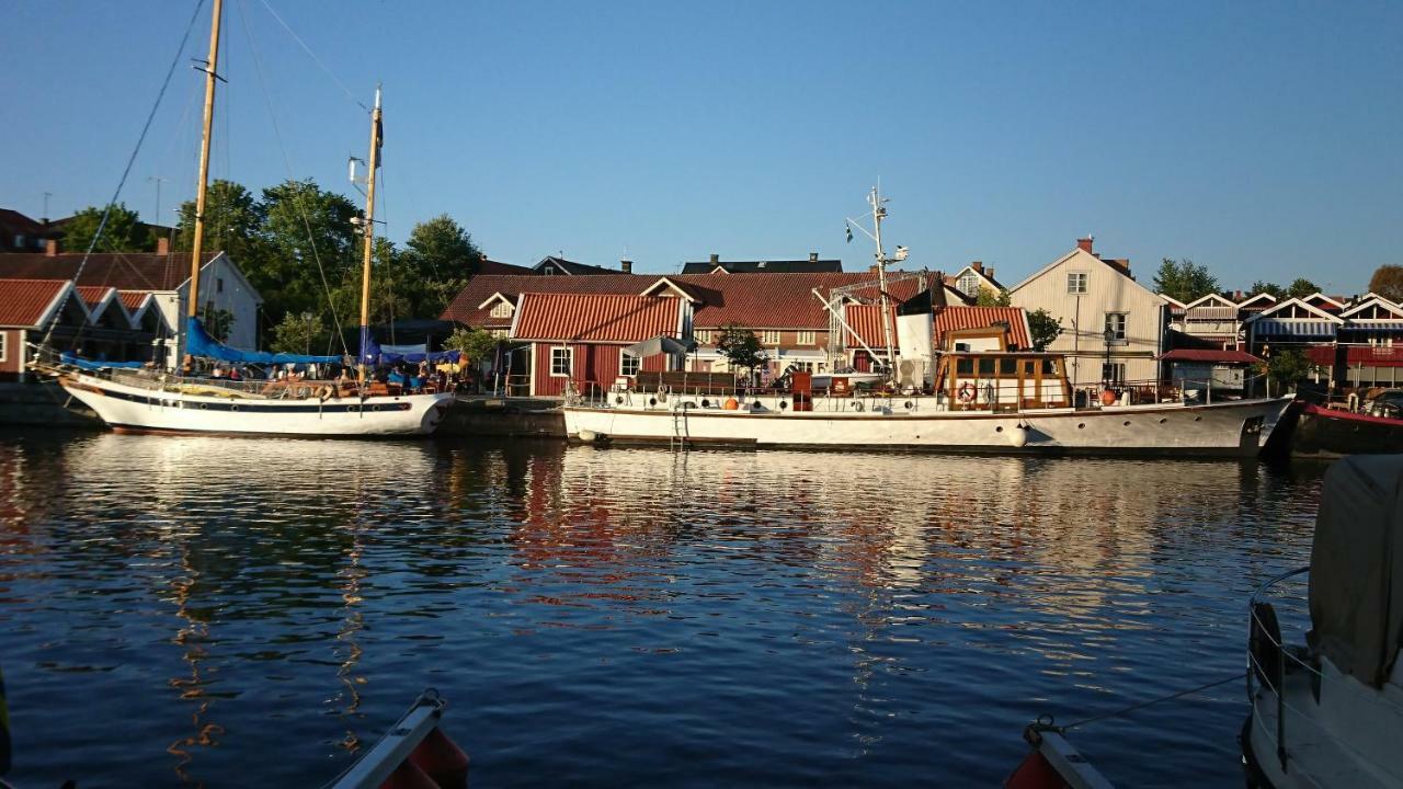 Garvaregården Hotel , B&B och Café Askersund Exterior foto